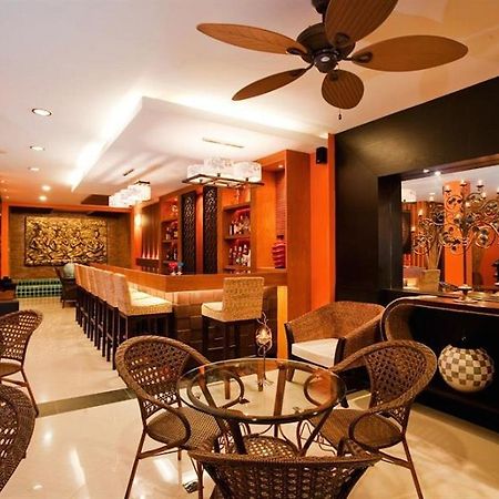 Deva Suites Patong Phuket Buitenkant foto