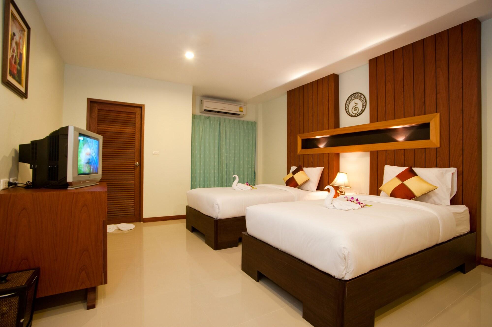 Deva Suites Patong Phuket Buitenkant foto