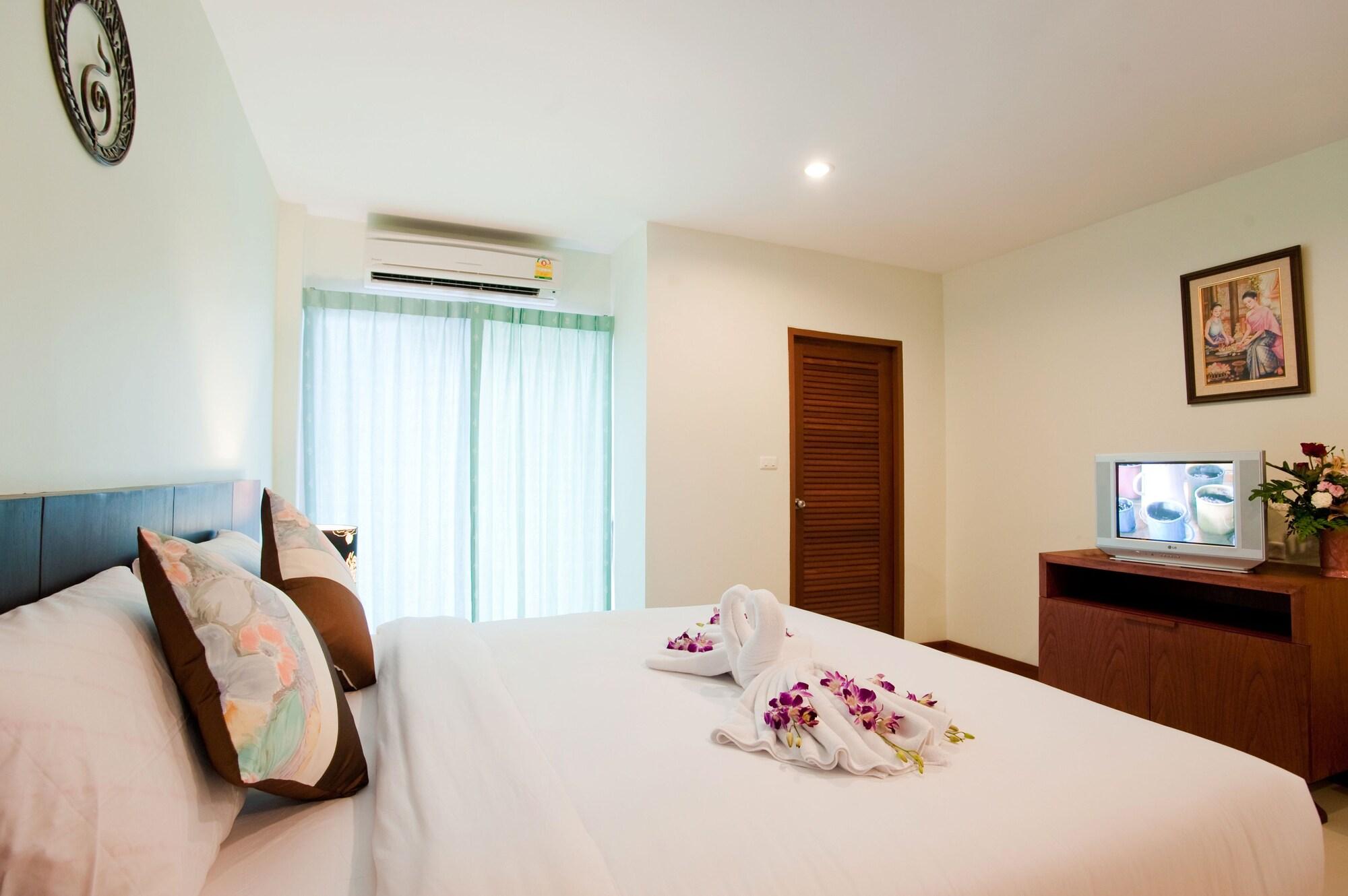 Deva Suites Patong Phuket Buitenkant foto