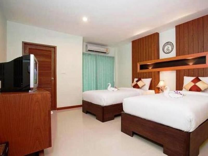 Deva Suites Patong Phuket Buitenkant foto