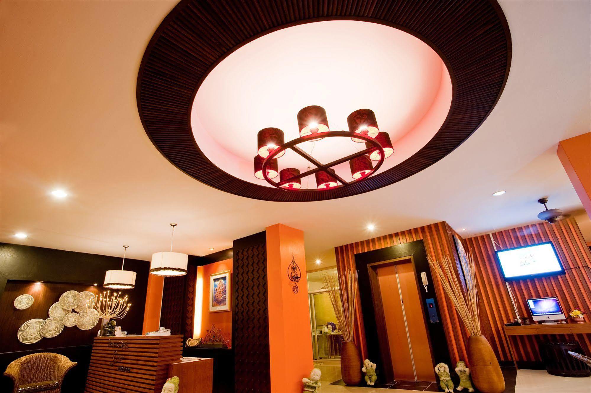 Deva Suites Patong Phuket Buitenkant foto